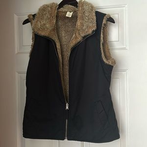 Furry lined Gap Vest